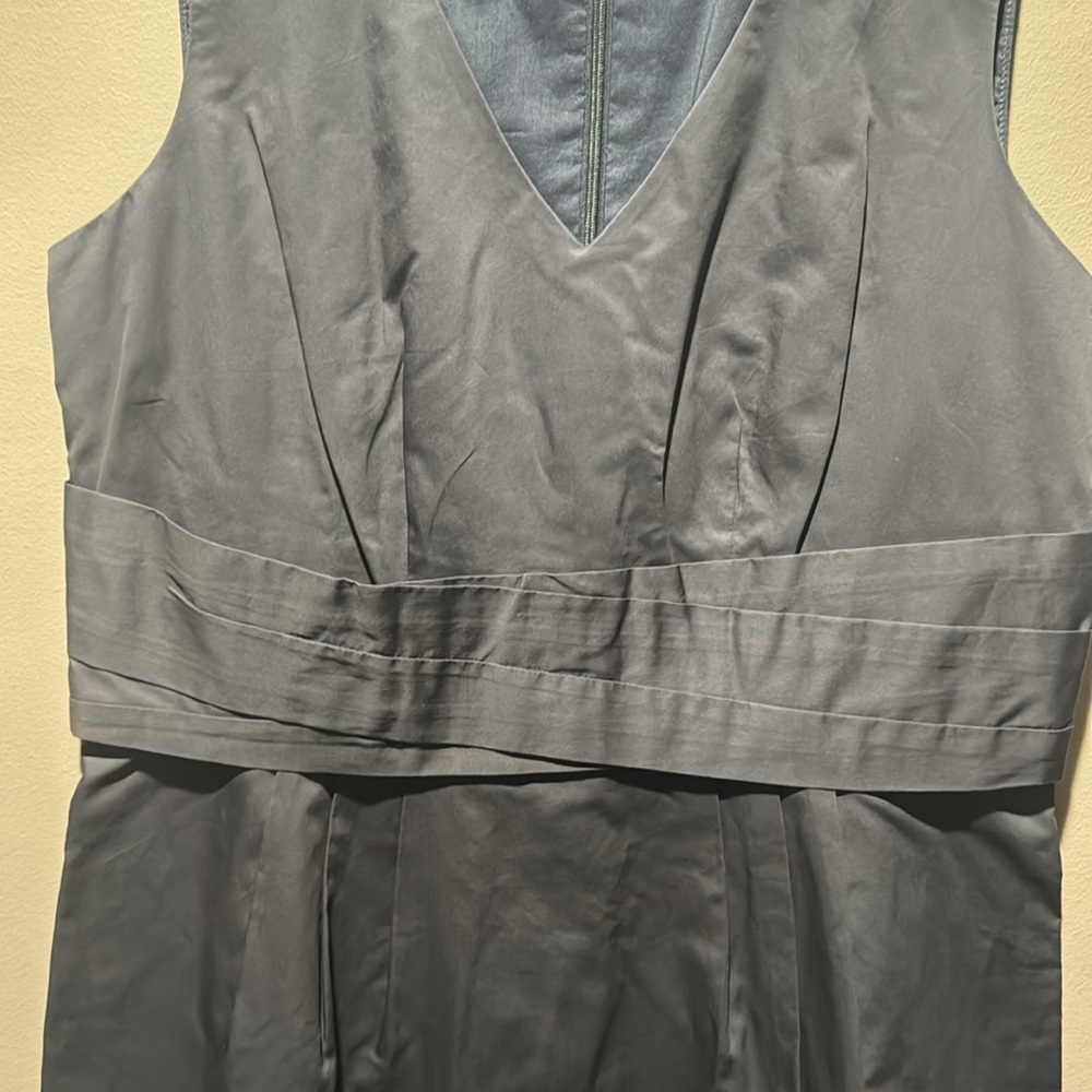 Loft Dress - Picture 2 of 5